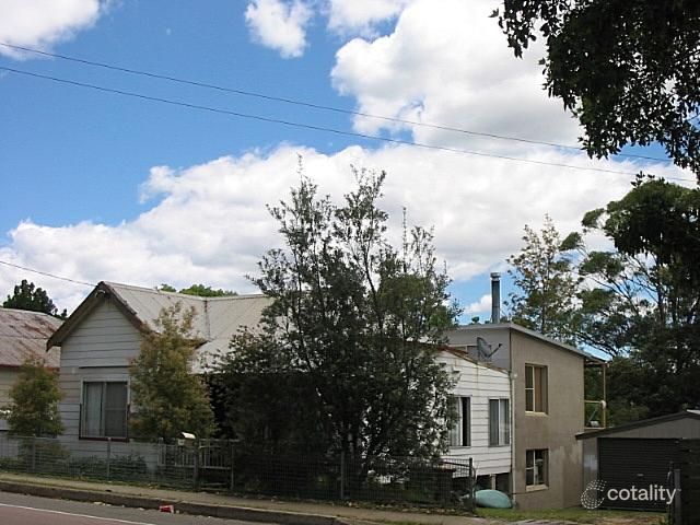 83 Macquarie Rd, Cardiff, NSW 2285