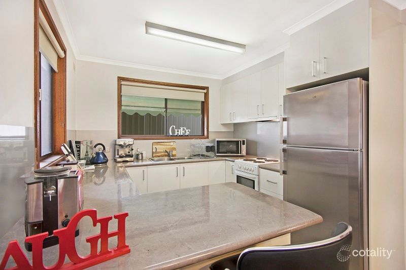 2/10 Sharon St, Flora Hill, VIC 3550