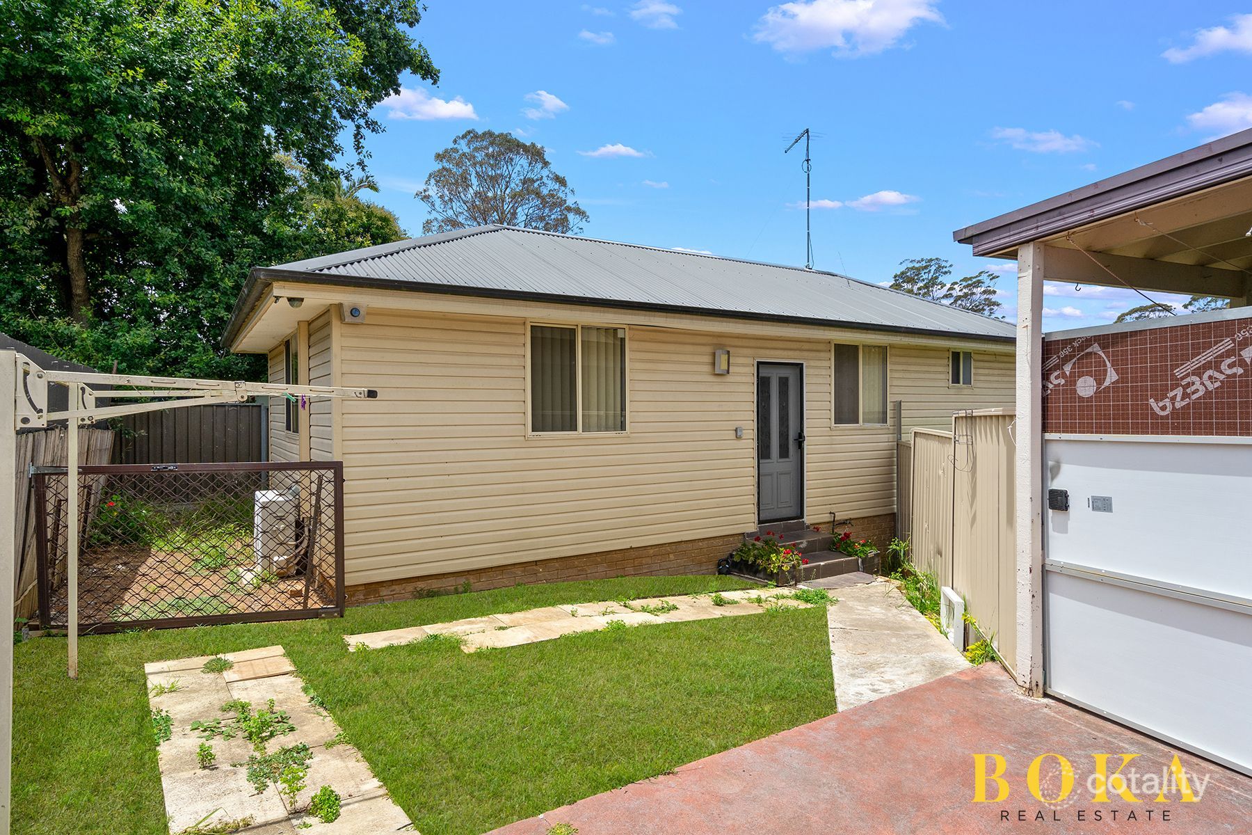 16 Kilmorey St, Busby, NSW 2168