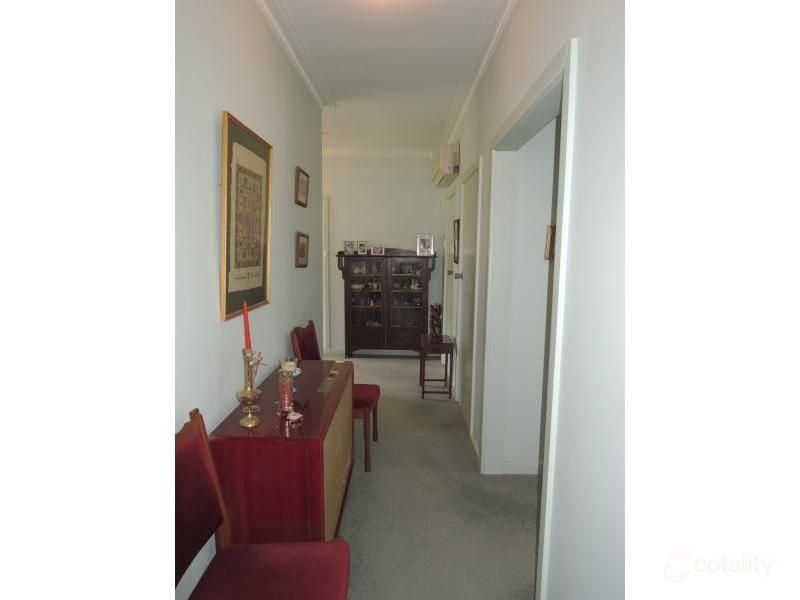 15 Maffra Rd, Heyfield, VIC 3858
