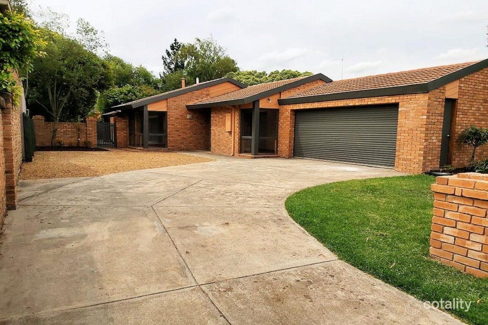 3 Rodney Ave, Canadian, VIC 3350