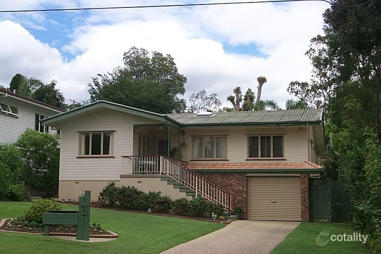 7 Euree St, Kenmore, QLD 4069