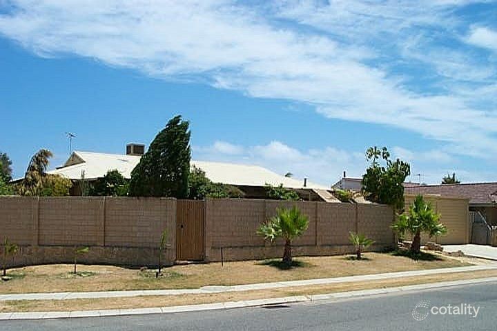 33 Tiller Rd, Ocean Reef, WA 6027