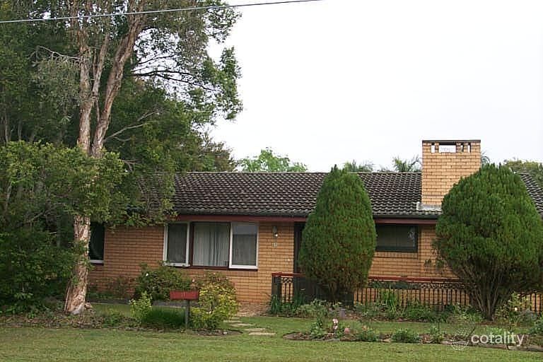 11 Hereford St, Corinda, QLD 4075