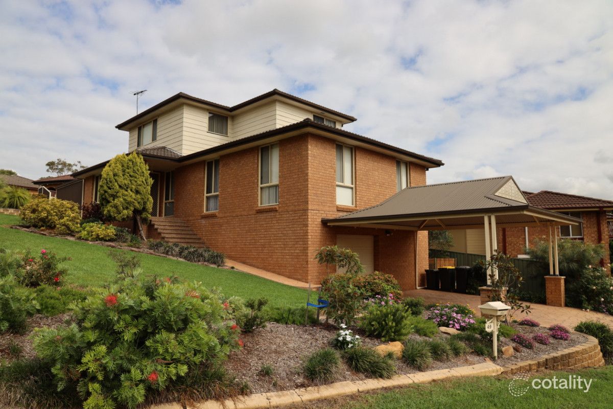 49 Ballantrae Dr, St Andrews, NSW 2566