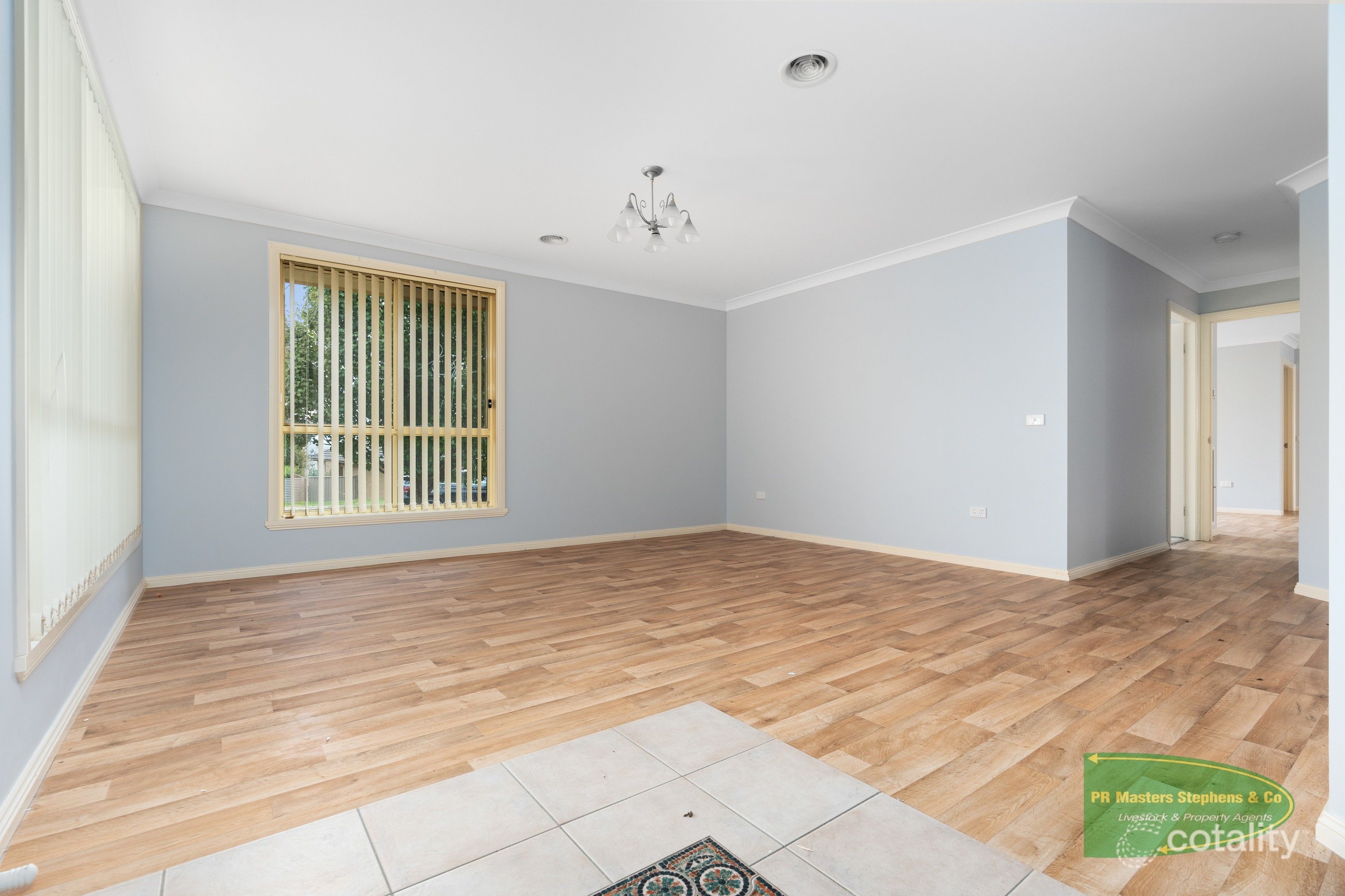 9 Darwin Dr, Llanarth, NSW 2795