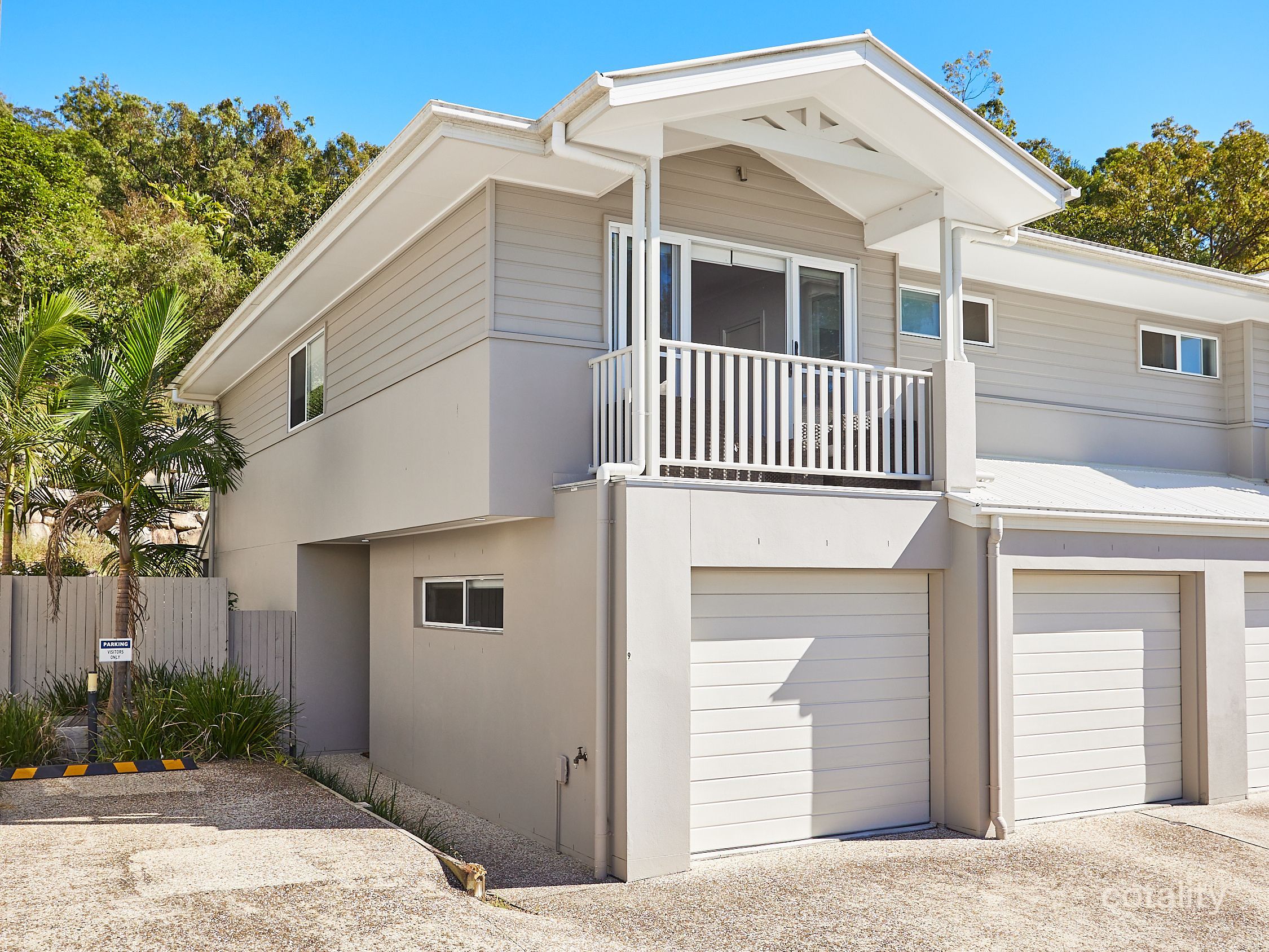9/8 Riverstone Rd, Helensvale, QLD 4212