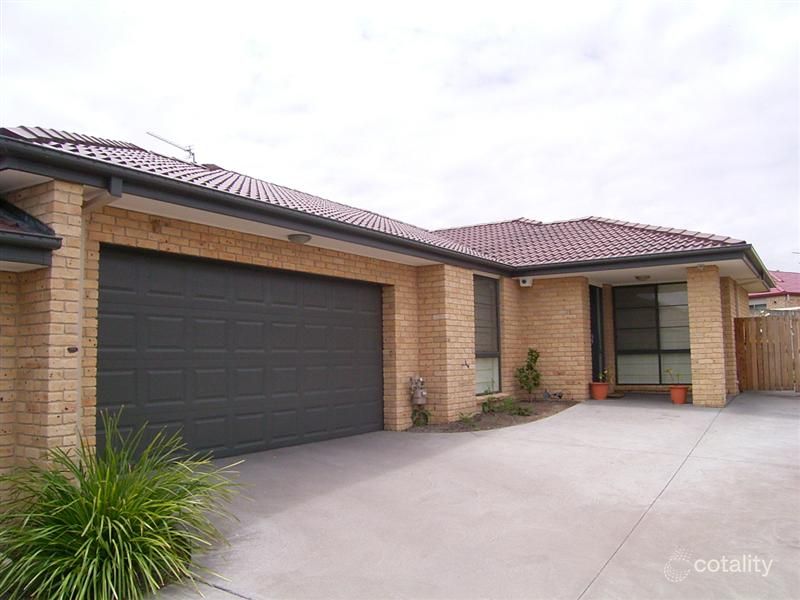 167 Halloran Dr, Jerrabomberra, NSW 2619