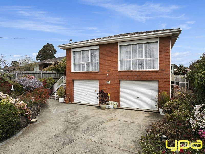 13 Heysen Dr, Sunbury, VIC 3429