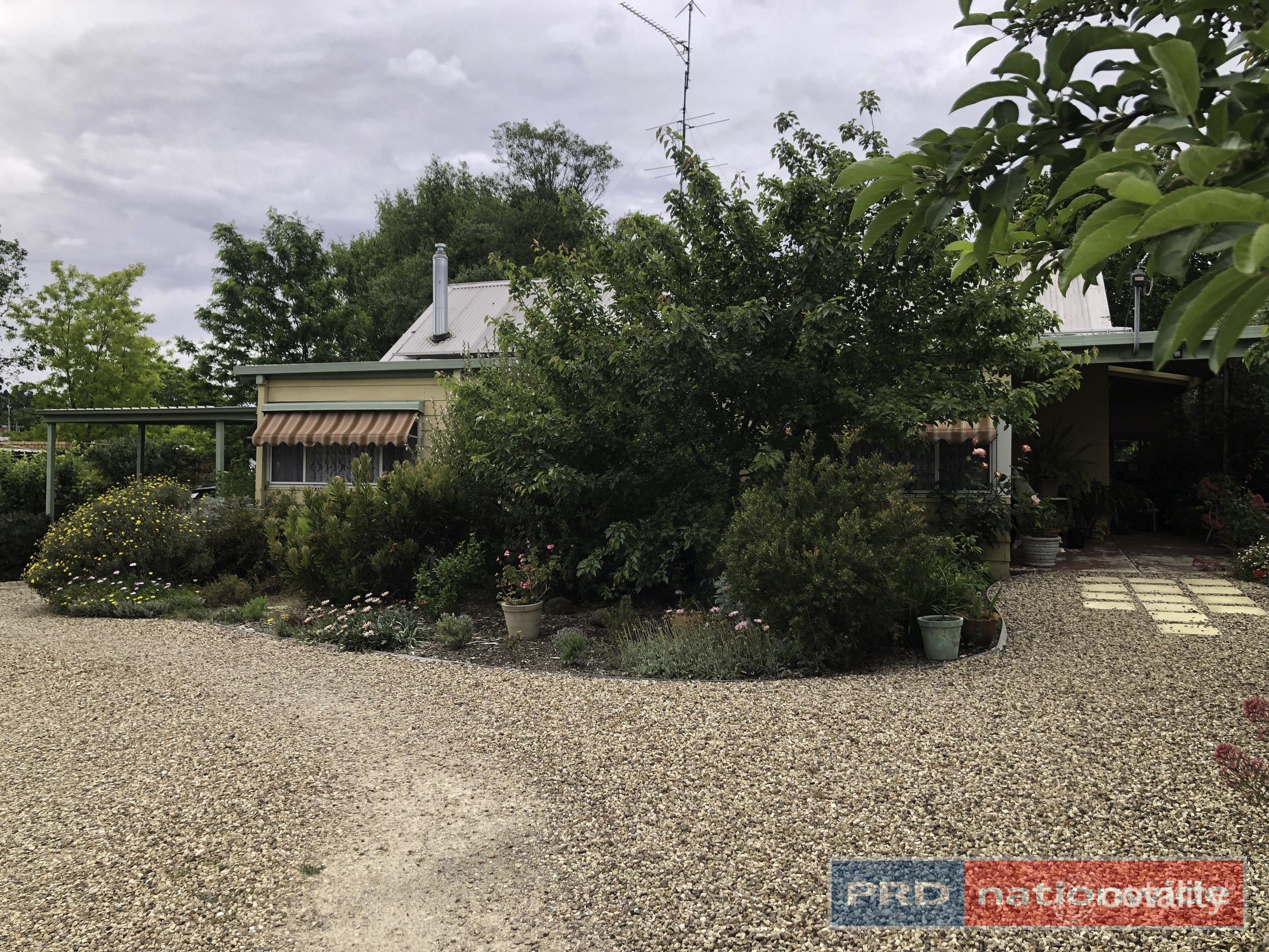 16 Cambridge St, Creswick, VIC 3363