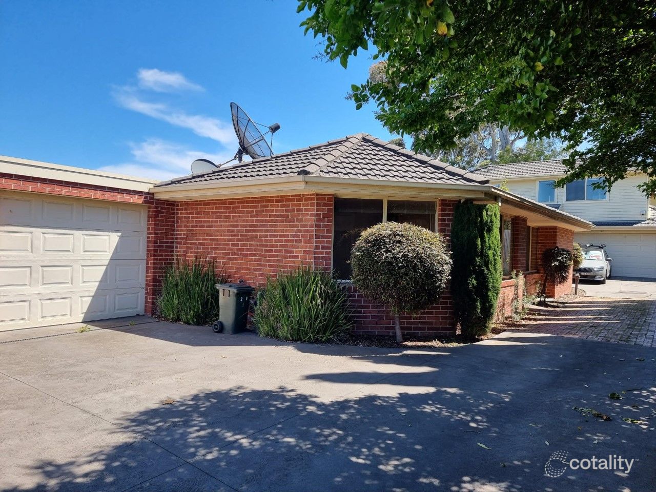 2/11 Oriel Rd, Ivanhoe, VIC 3079