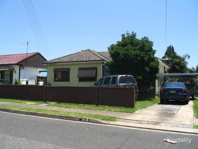 8 Chisholm St, Smithfield, NSW 2164