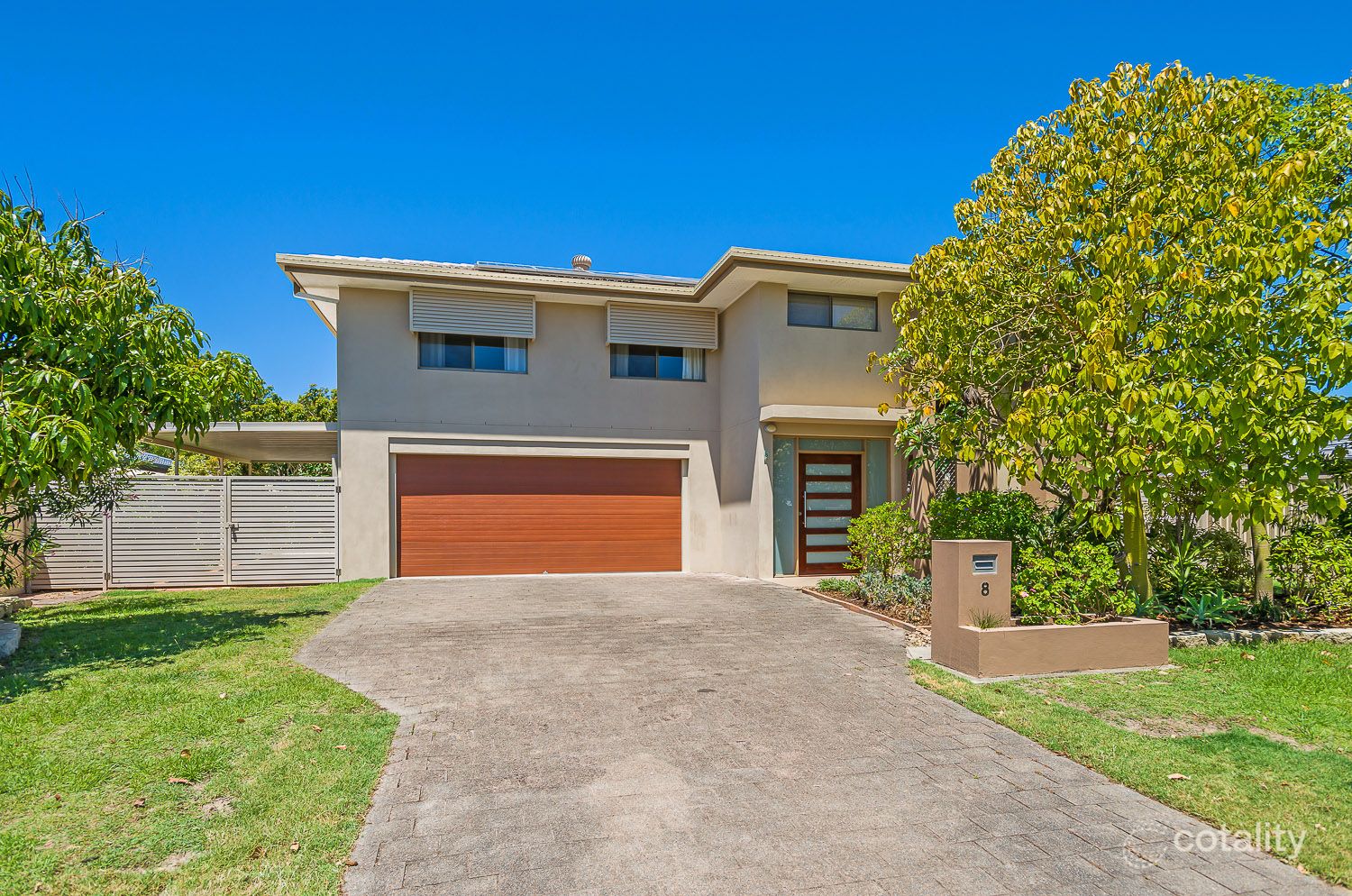 8 Viola Ave, Hollywell, QLD 4216
