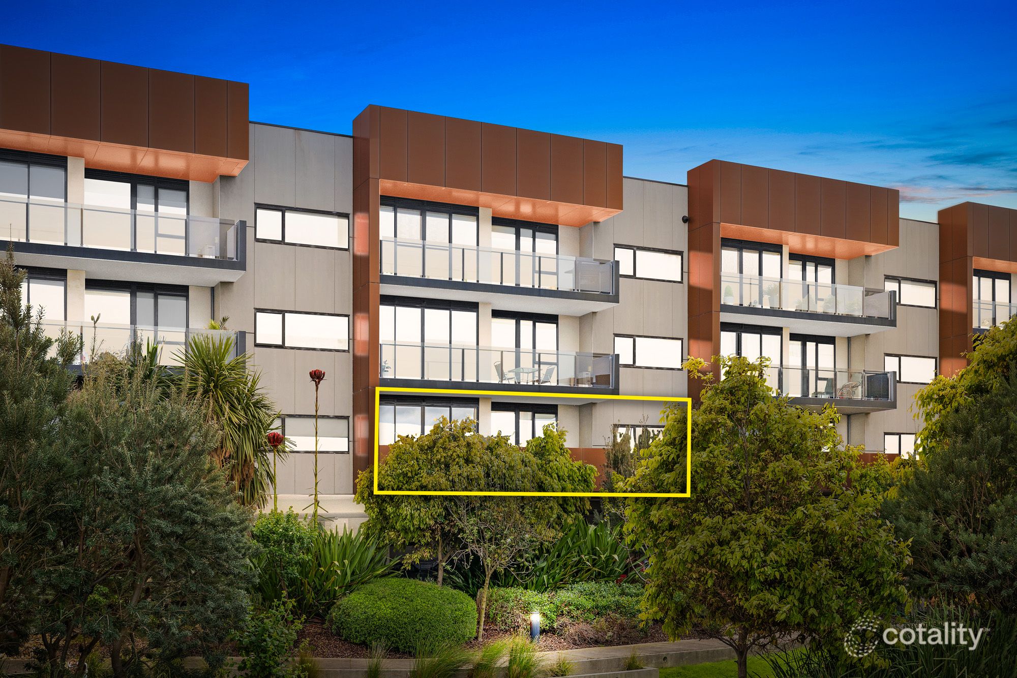 112/50 Catamaran Dr, Werribee South, VIC 3030