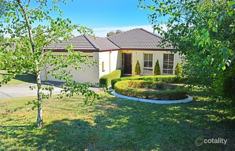6 Carinya Dr, Gisborne, VIC 3437