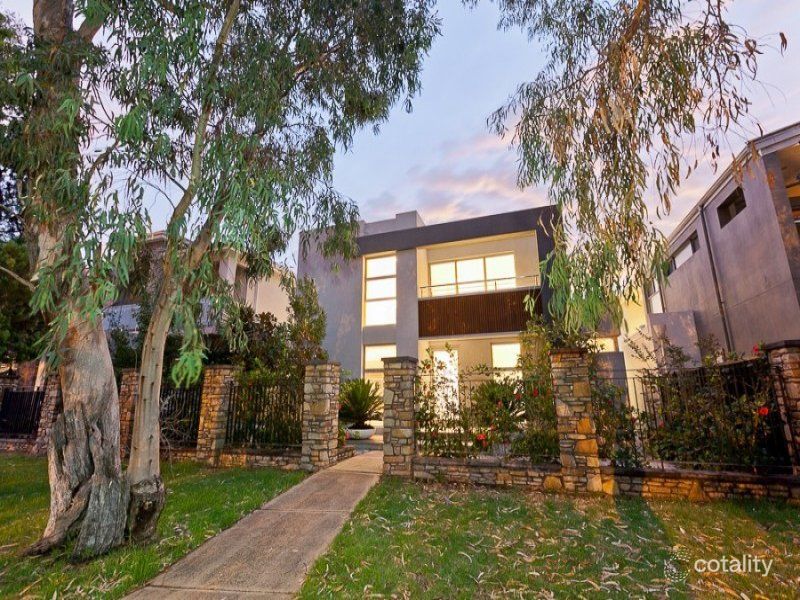 15 Pinnata Mews, Churchlands, WA 6018