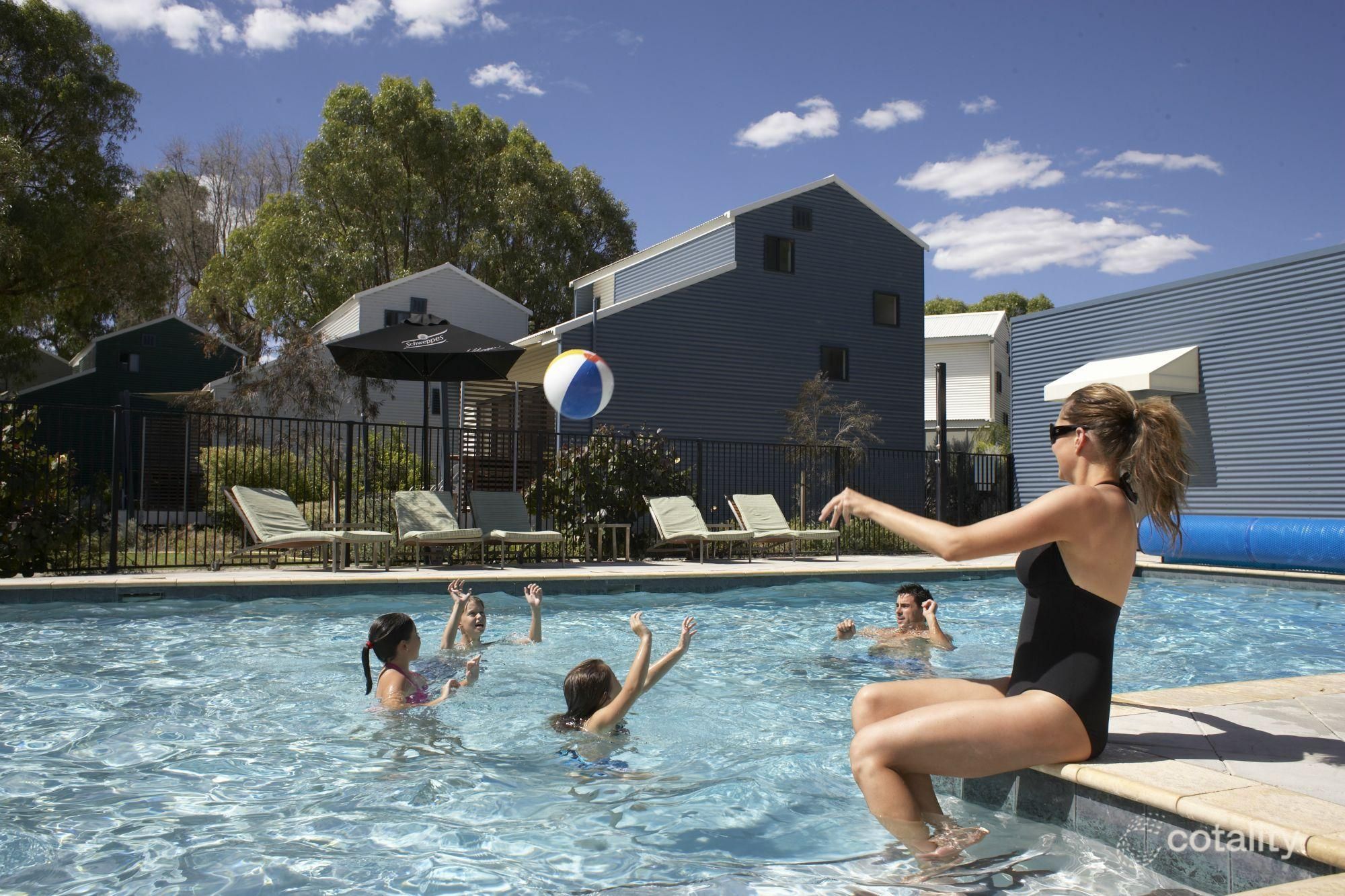 28/7 Panorama Dr, Preston Beach, WA 6215