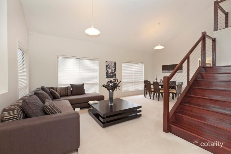 8 John St, Manly West, QLD 4179