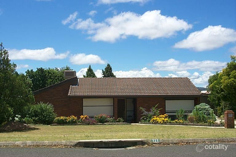 121 Pratten St, Warwick, QLD 4370