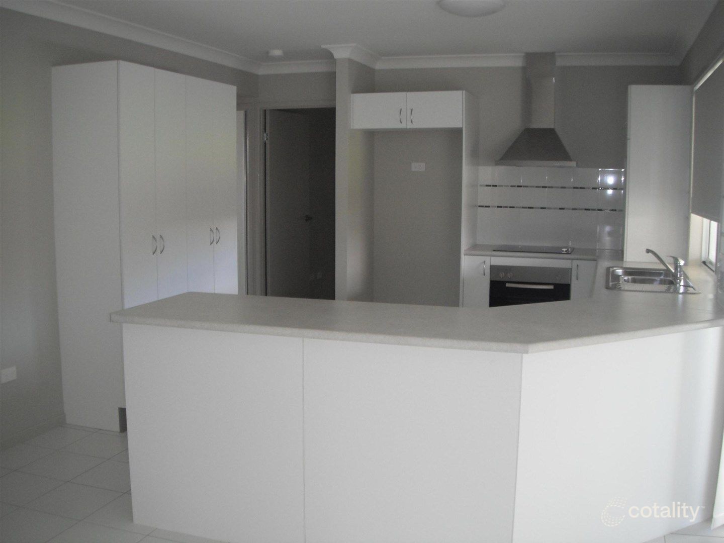 29 Tipperary St, Mount Low, QLD 4818