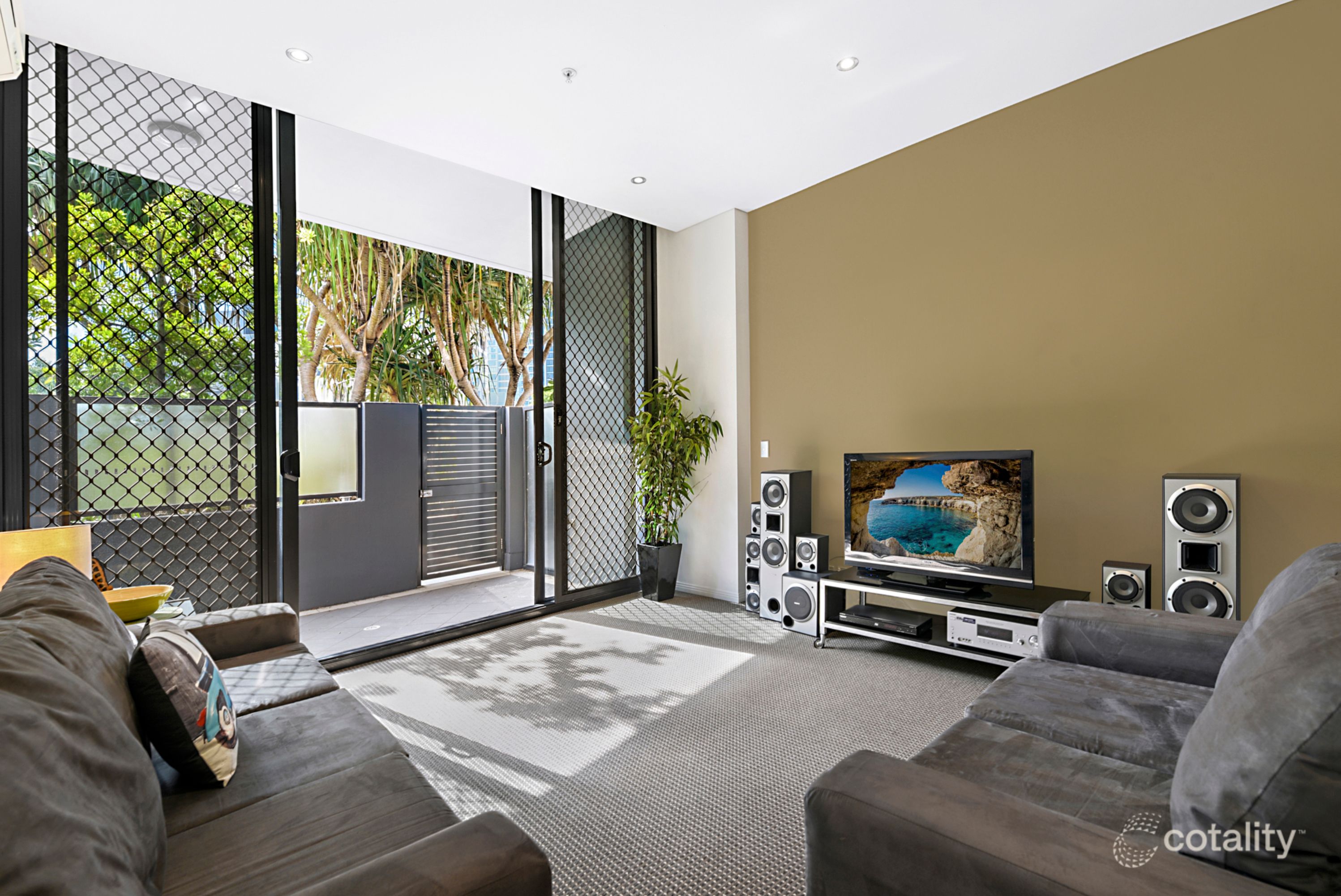 405/2 Aqua St, Southport, QLD 4215