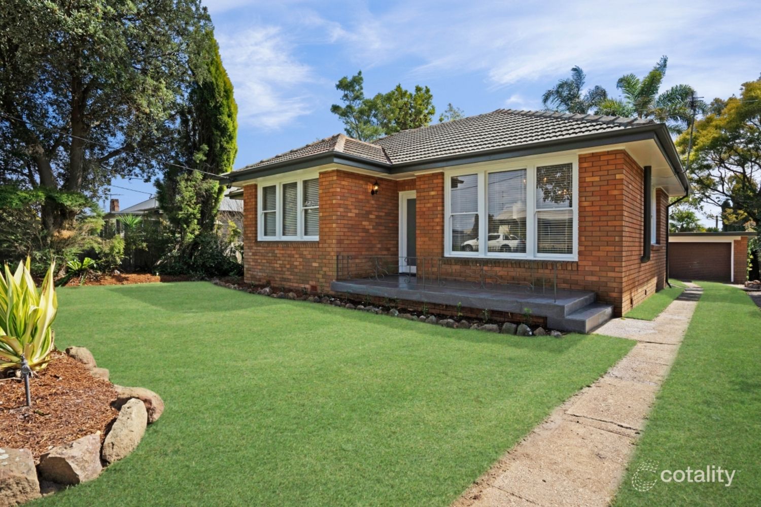 32 Collinson St, Tenambit, NSW 2323