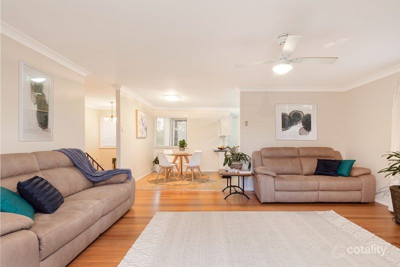 6 Mawarra Cres, Ferny Hills, QLD 4055