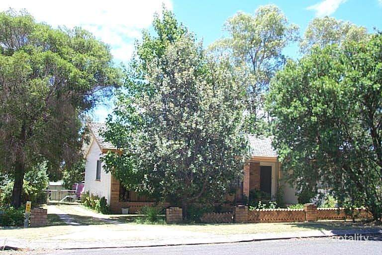 9 Evenden St, Warwick, QLD 4370