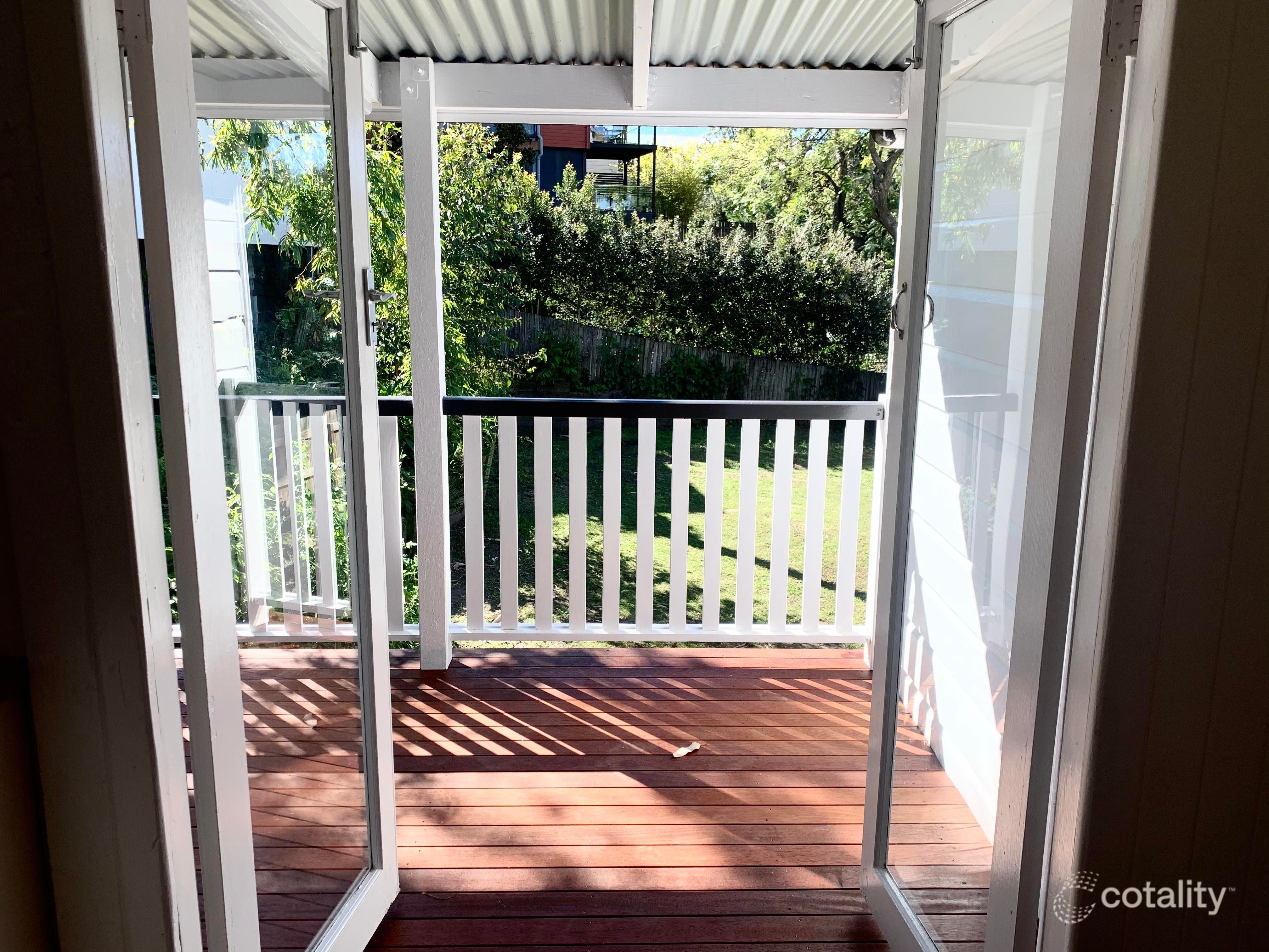 10 Jay St, Red Hill, QLD 4059