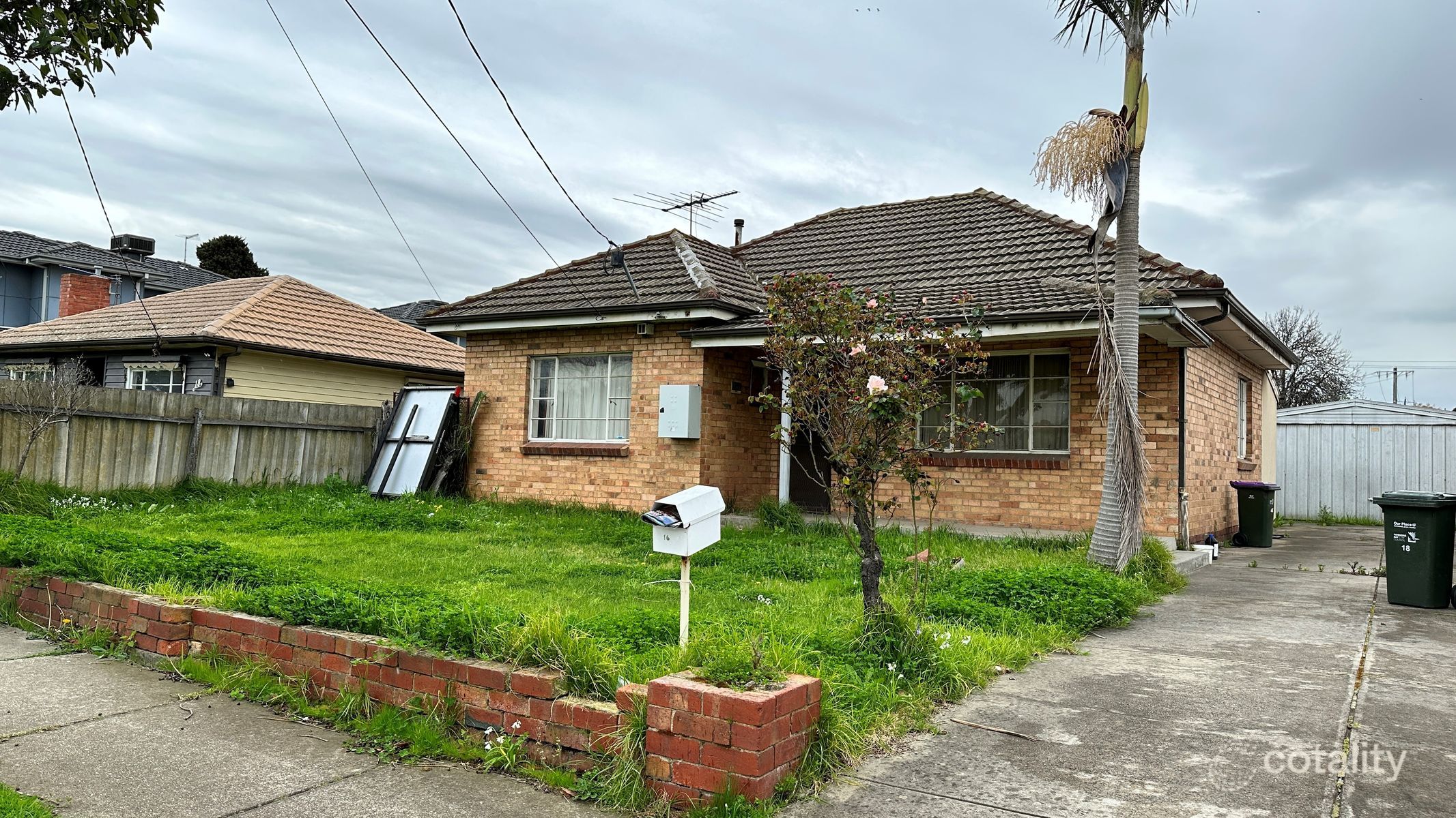 16 Stenhouse Ave, Brooklyn, VIC 3012