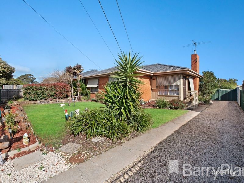 12 Exell Ave, Melton South, VIC 3338