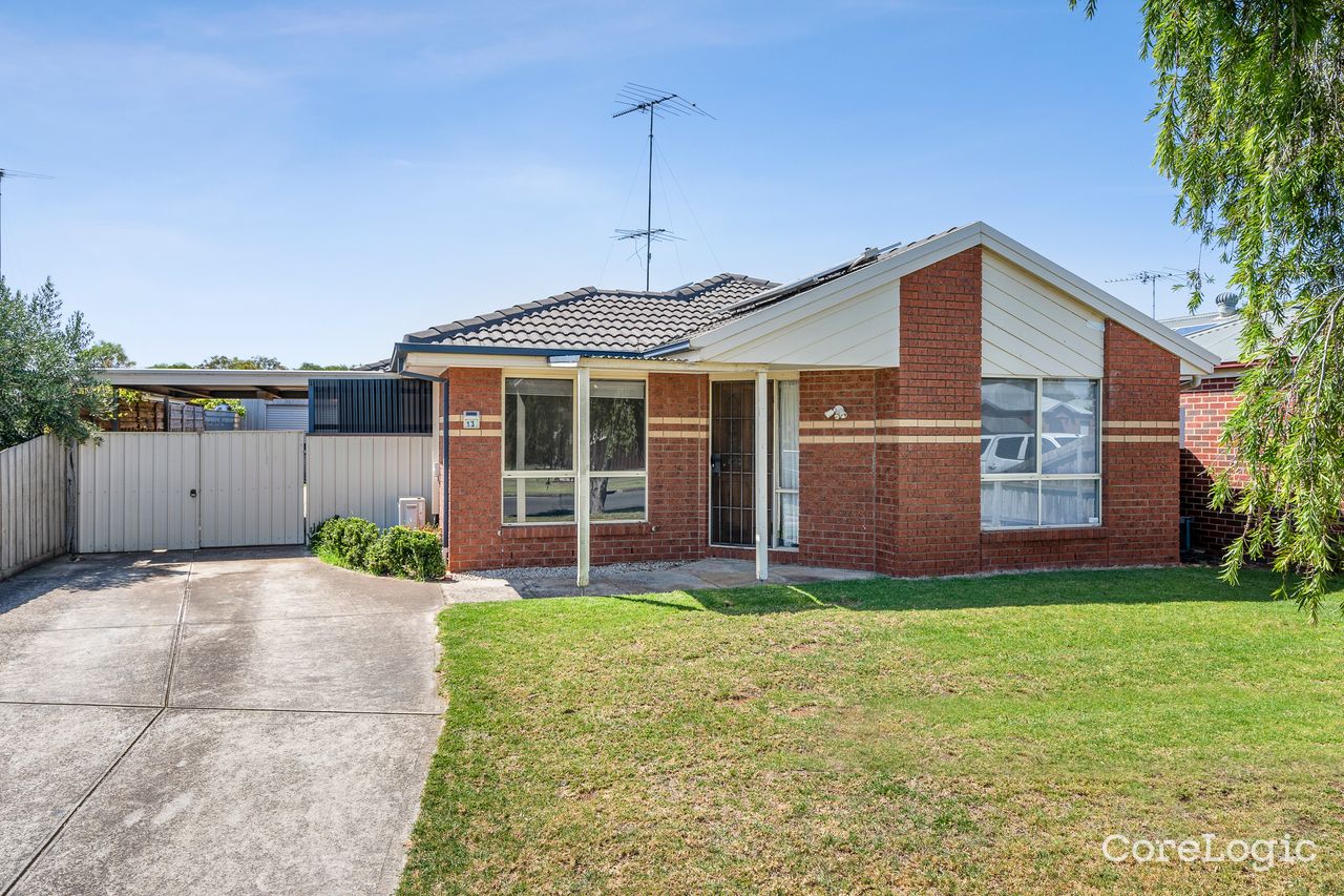 13 Blackbird Cct, Lara, VIC 3212