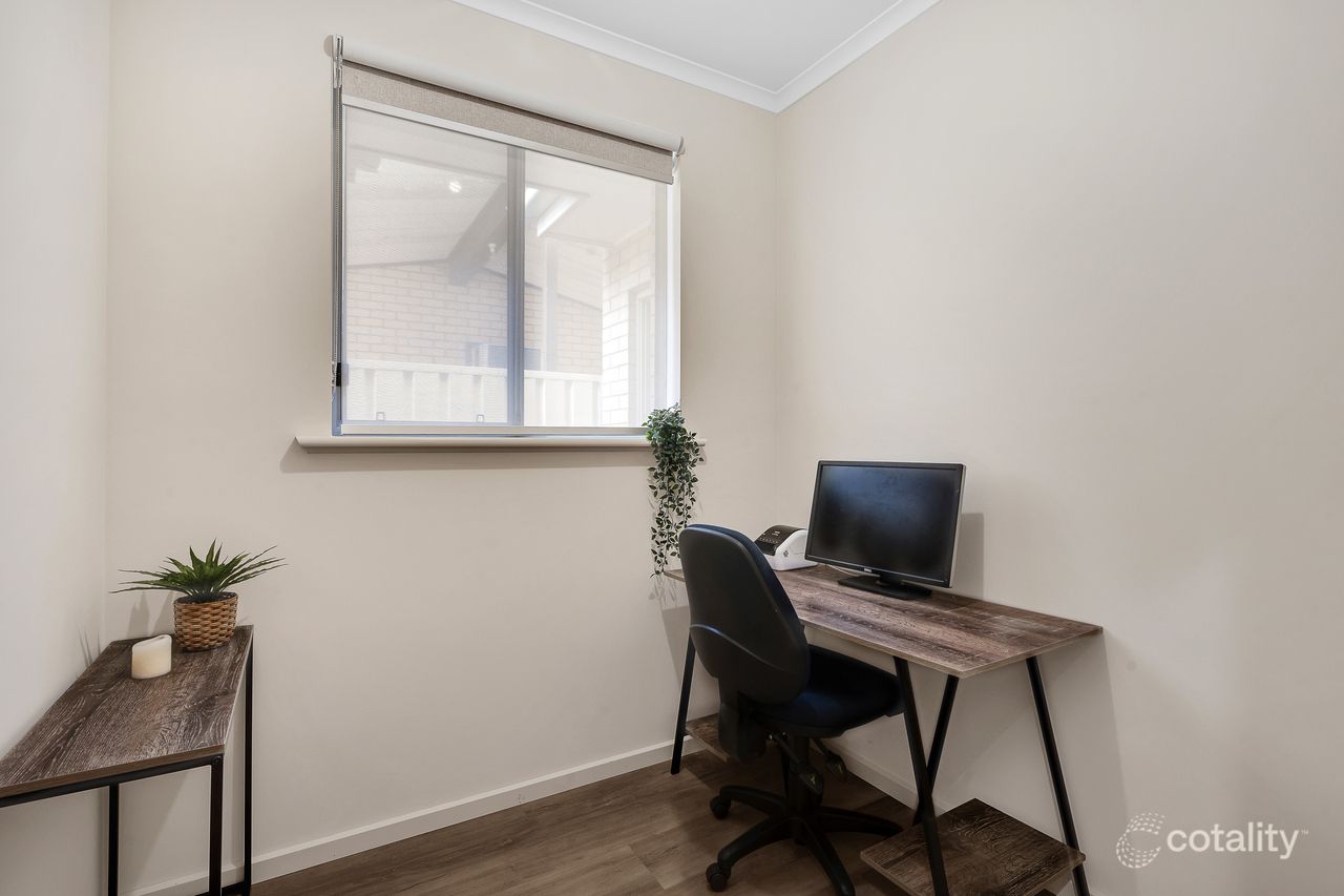 15 Lyndhurst Rd, Seaford, SA 5169