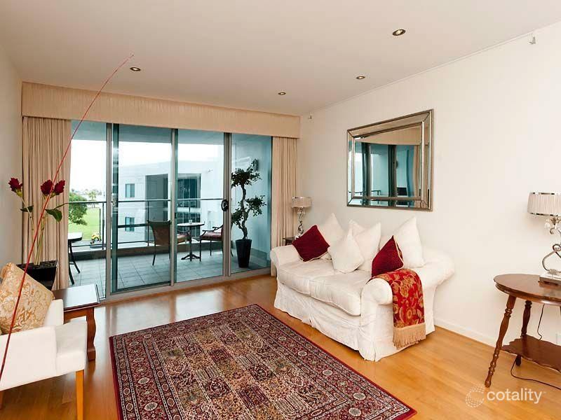 68/132 Terrace Rd, Perth, WA 6000