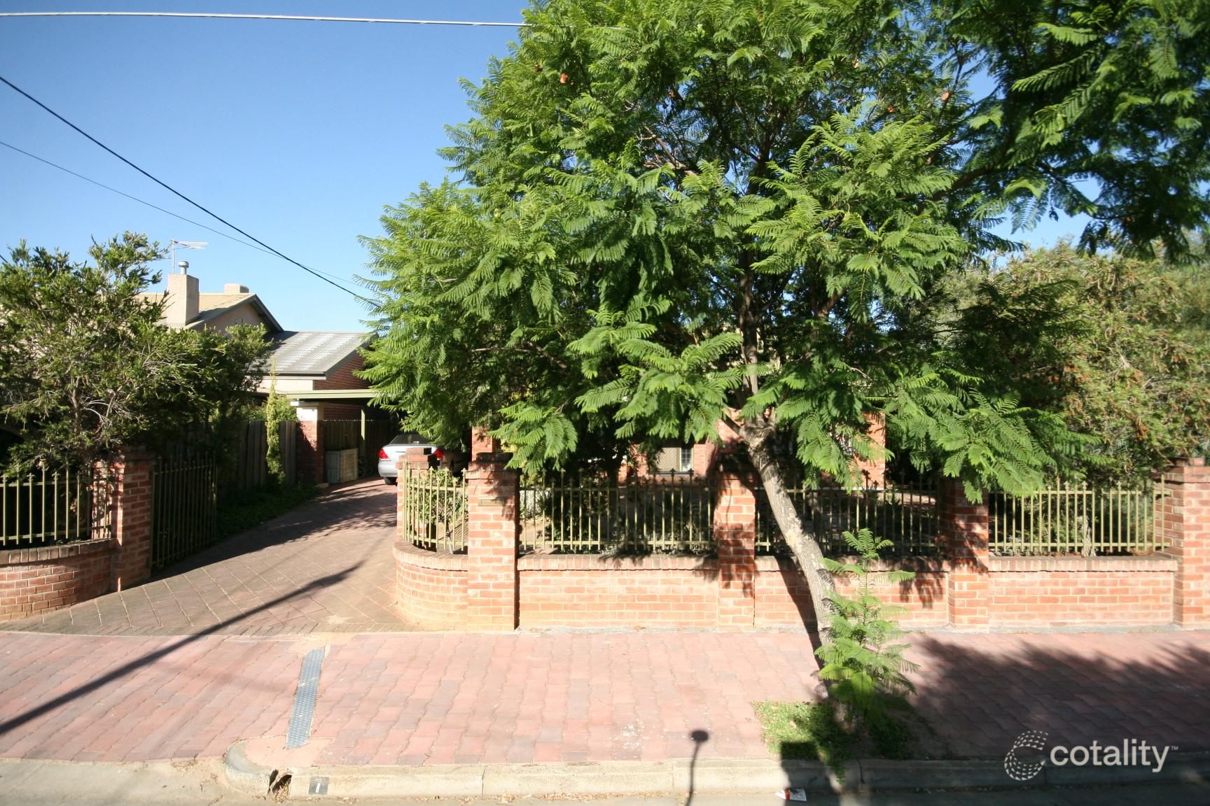 7 Coulter Ave, Black Forest, SA 5035