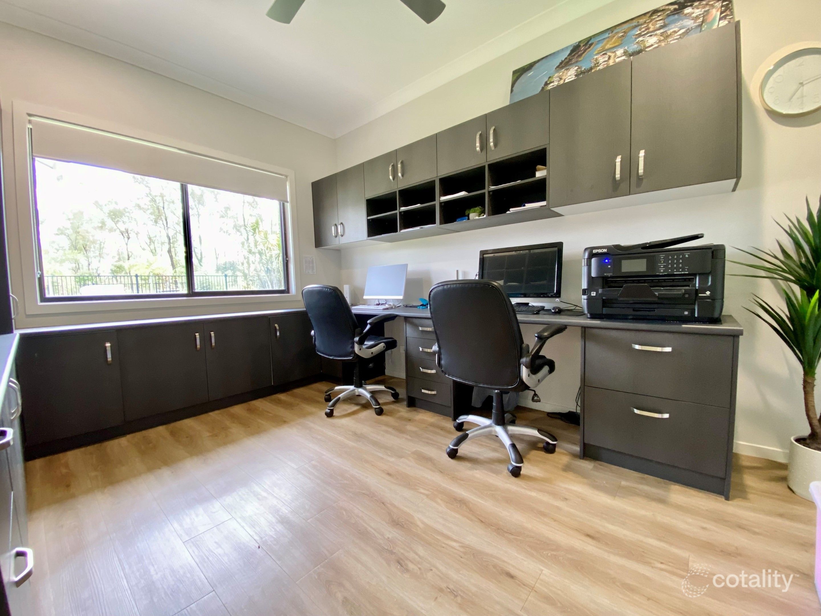 13 Senior Ct, Kensington Grove, QLD 4341