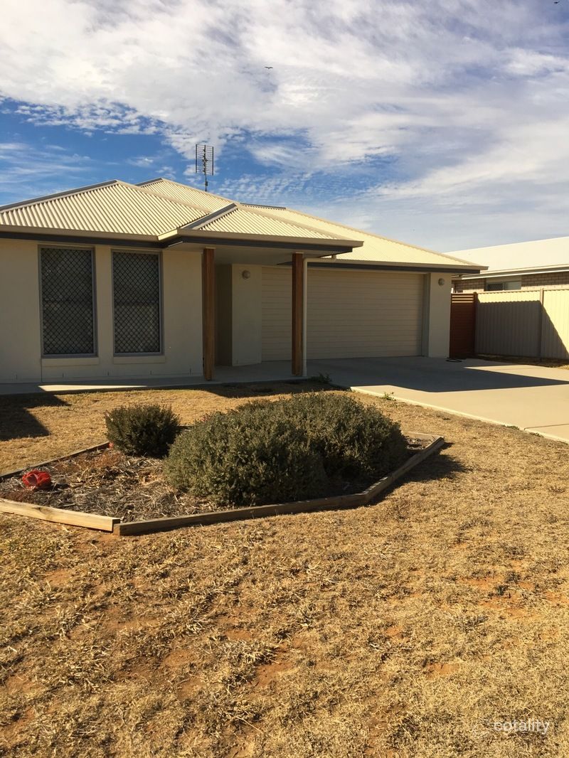 11 Ellem Dr, Chinchilla, QLD 4413