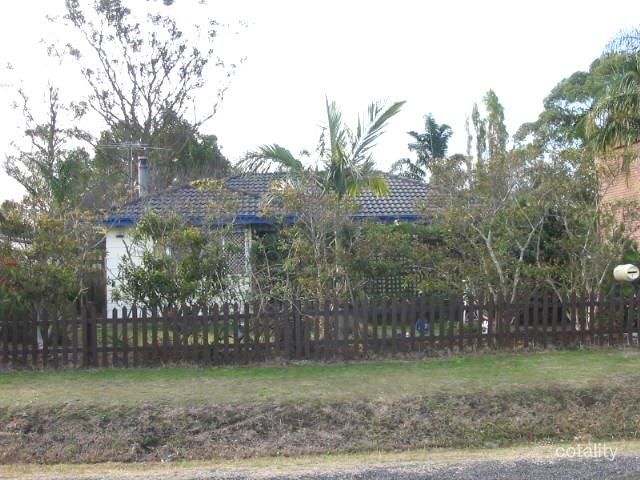 7 Erin Ave, Berkeley Vale, NSW 2261