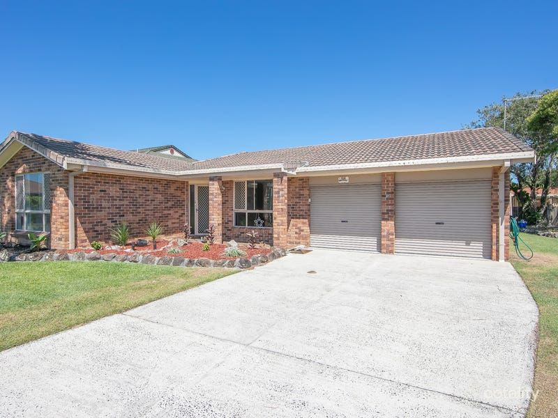 15 Abelia Ave, Yamba, NSW 2464