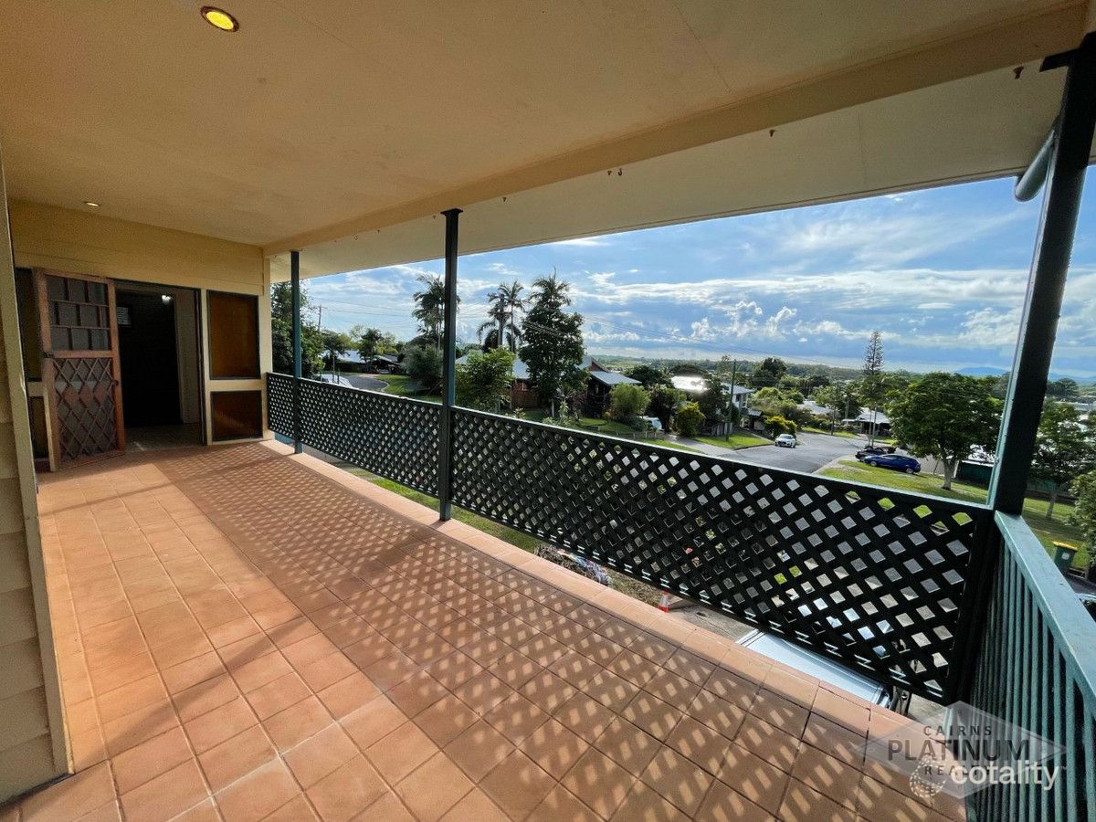 7 Kerry-Anne Cl, Smithfield, QLD 4878