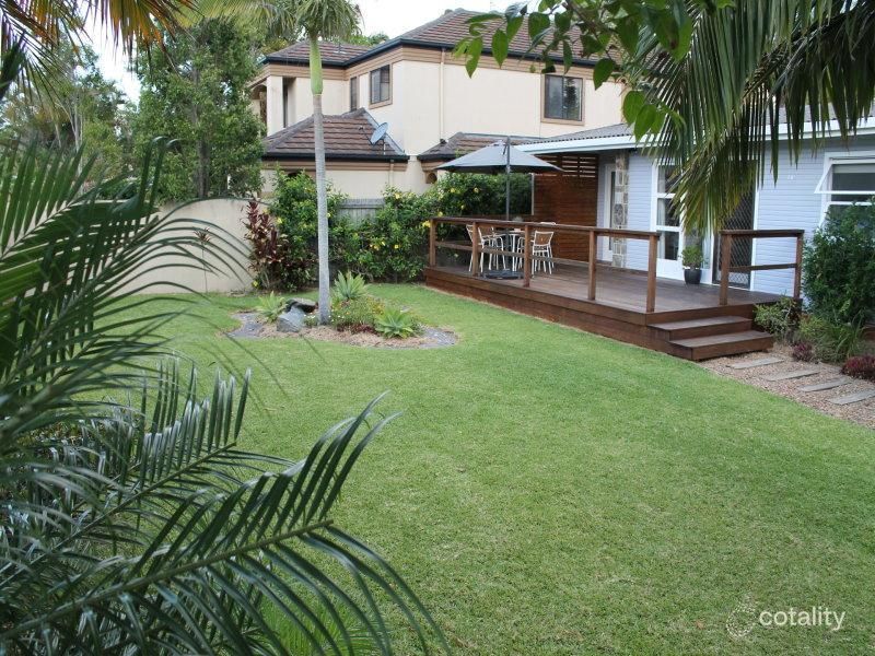 1/70 Broad St, Labrador, QLD 4215