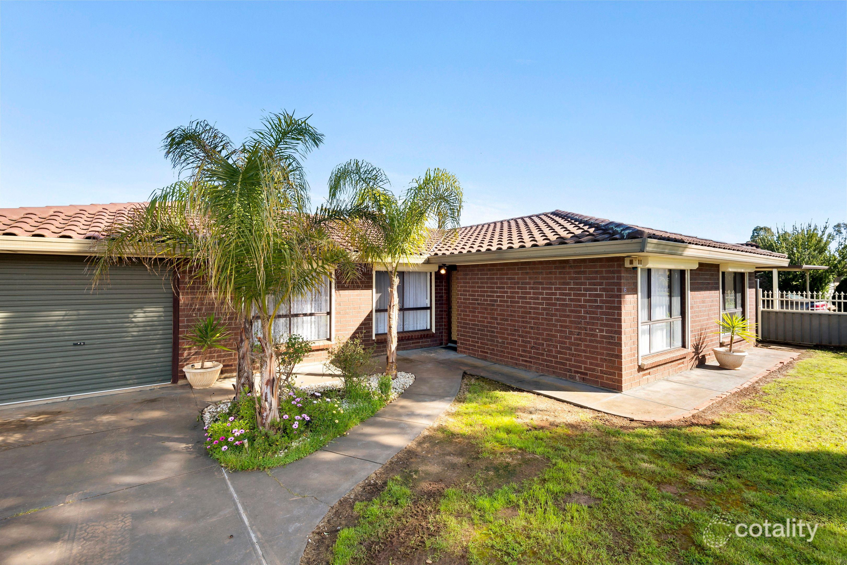 16 Burstall Ct, Parafield Gardens, SA 5107