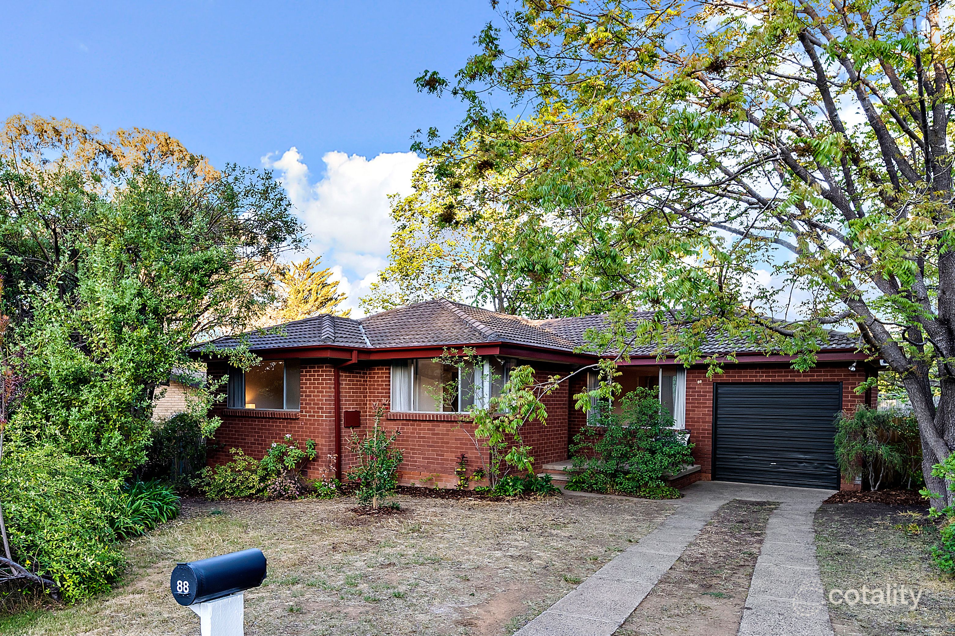 88 Mackellar Cres, Cook, ACT 2614