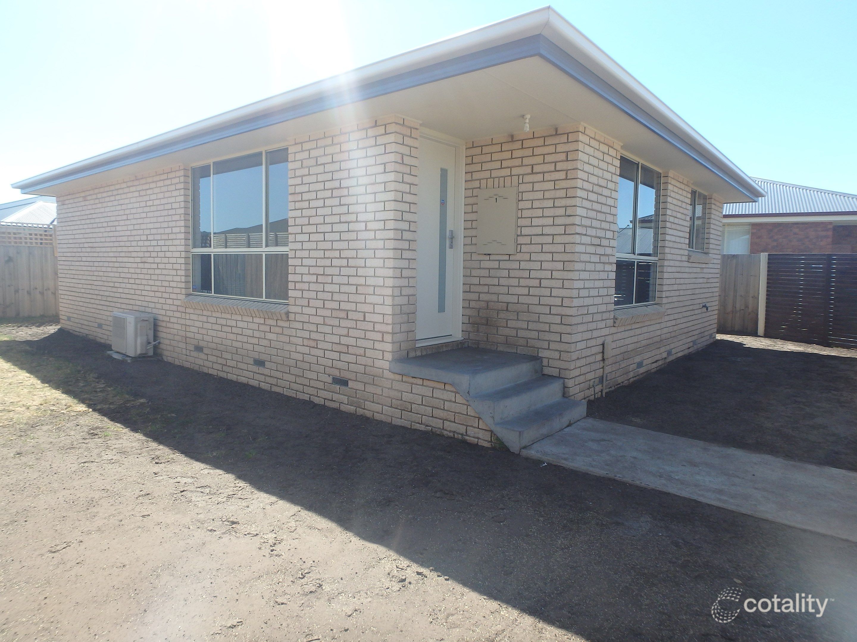 1/11-13 Peronne Ct, Brighton, TAS 7030
