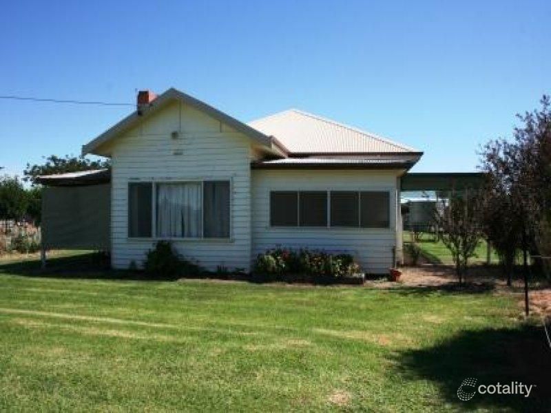184 Ray Rd, Beverford, VIC 3590