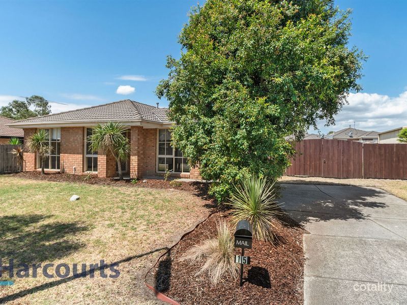 15 Capella Pl, Carrum Downs, VIC 3201