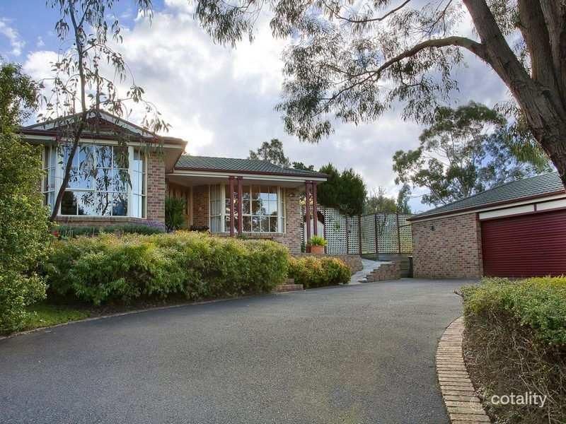 12 Sweetwater Dr, Frankston South, VIC 3199