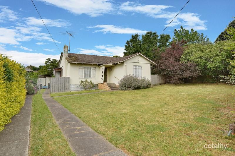 20 Binalong Ave, Chadstone, VIC 3148