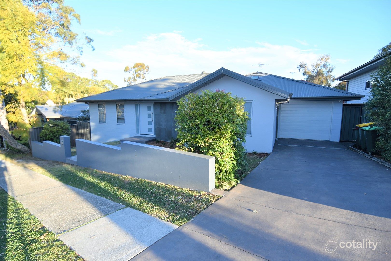 126 Anzac Ave, Engadine, NSW 2233