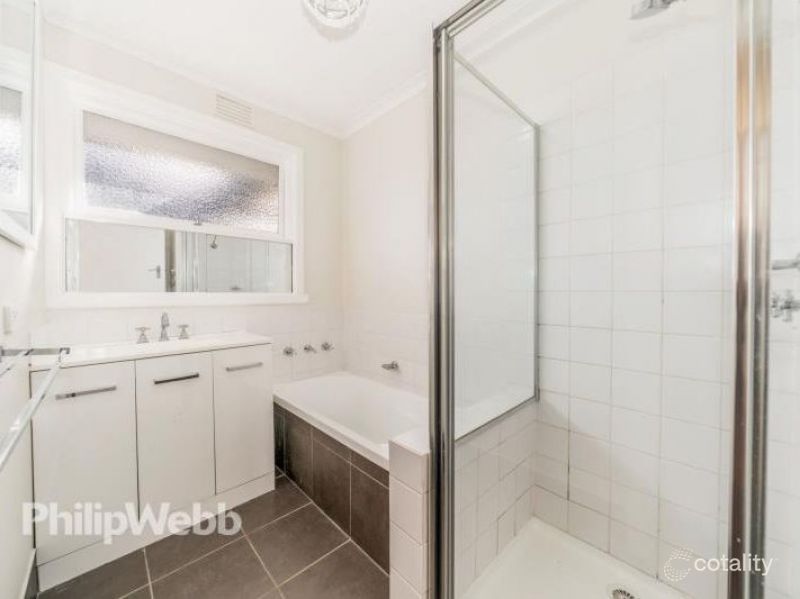 28 Thomas St, Croydon South, VIC 3136